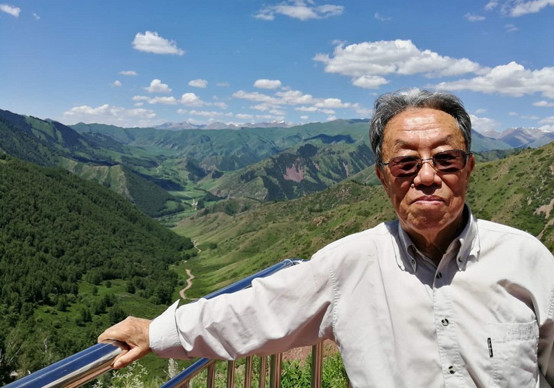 王蒙游山.jpg